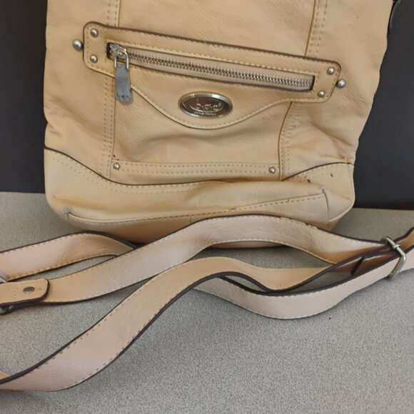 Born Concepts Vintage Shoulder Bag Tan - Picture 2 of 6
